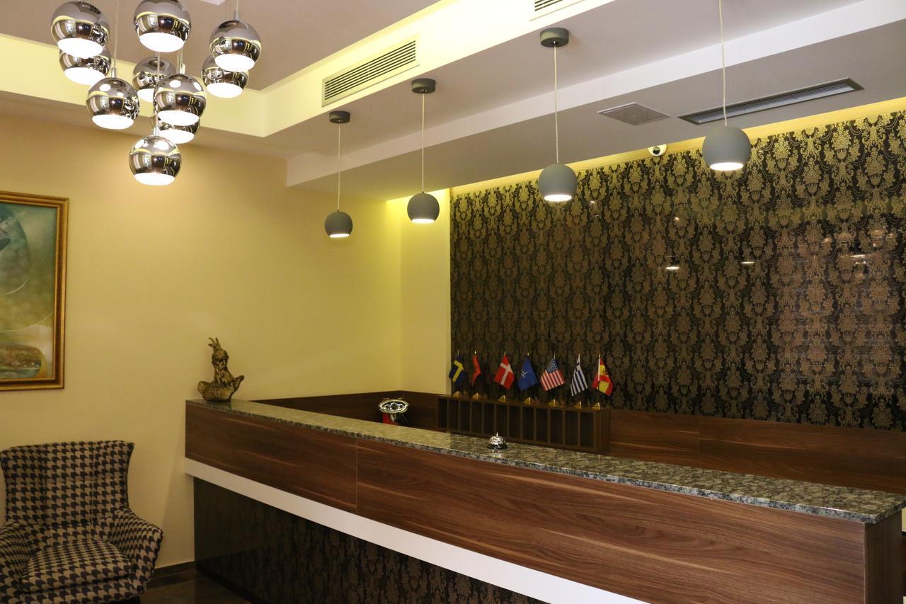 Hotel Admiral Prizren Eksteriør billede