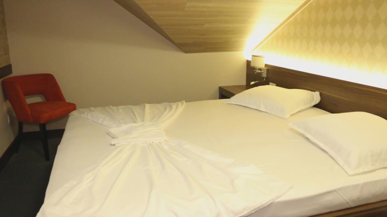 Hotel Admiral Prizren Eksteriør billede