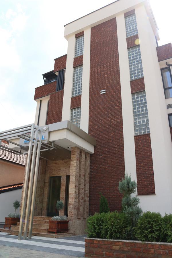 Hotel Admiral Prizren Eksteriør billede